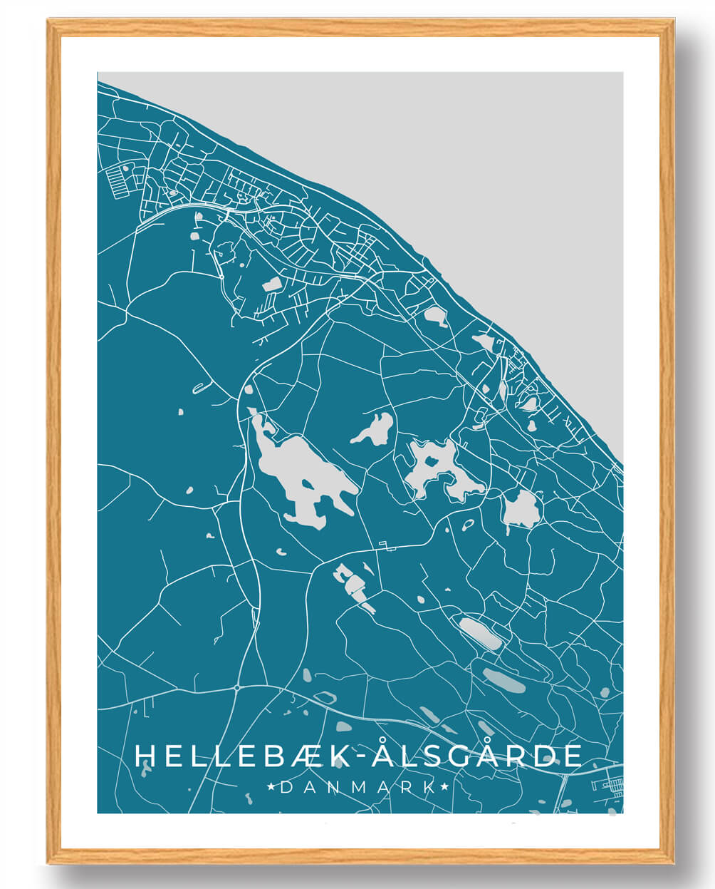 Hellebæk - Ålsgårde By Plakat i Blå Farve