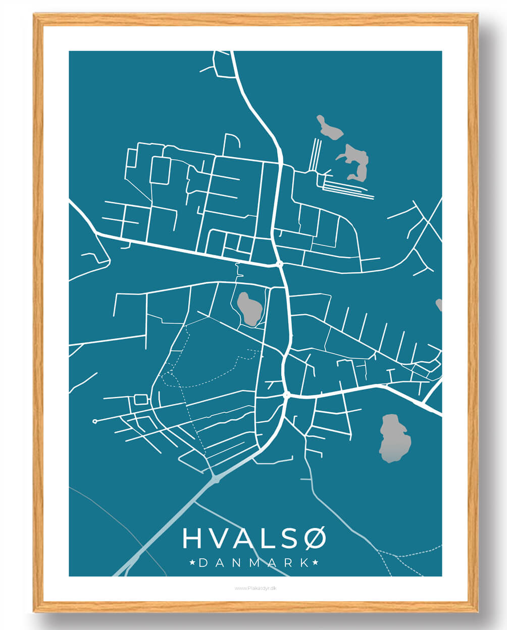 Hvalsø By Plakat - Blå tilbud fra Plakatdyr.dk