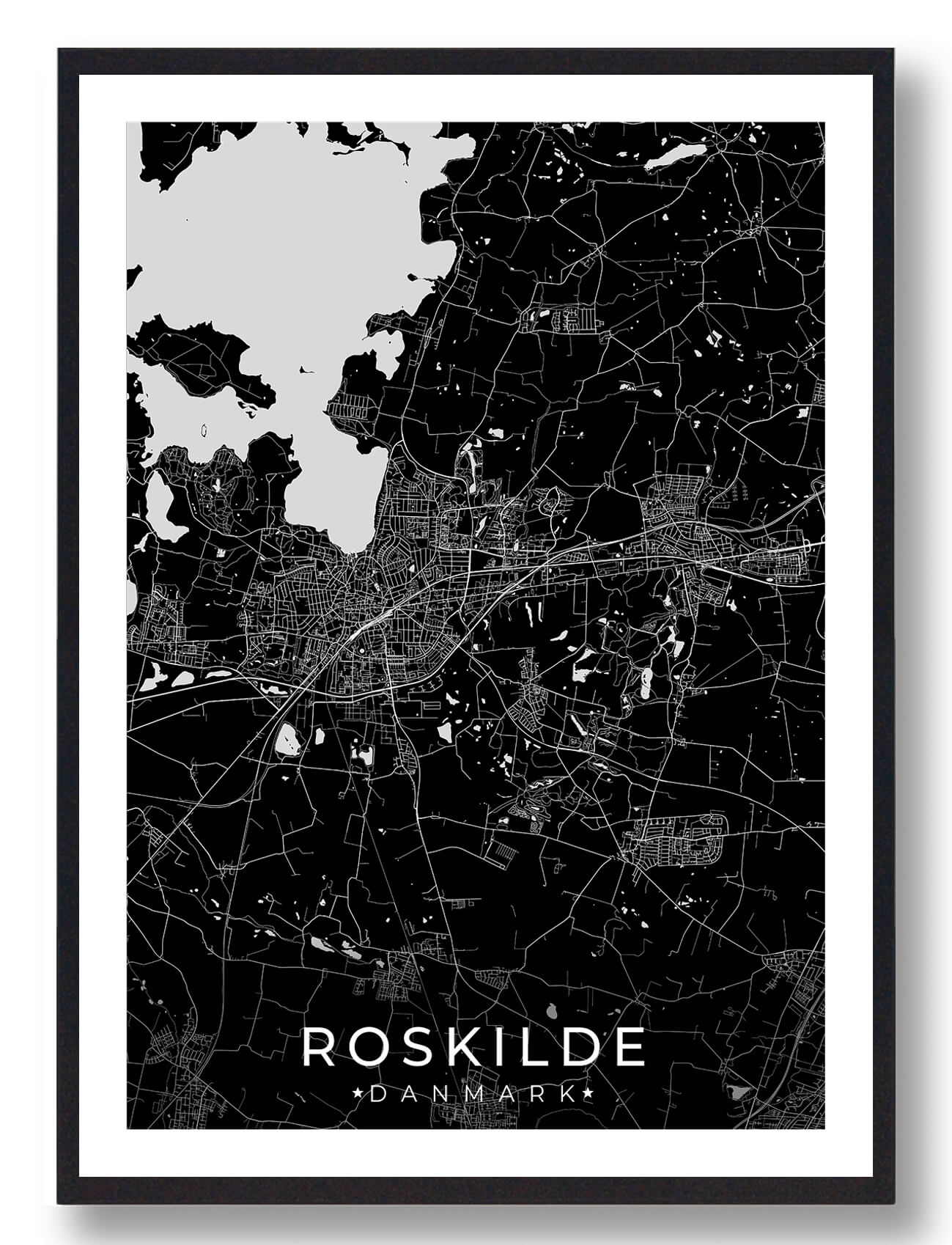 Roskilde By Plakat – Stilfuld Sort Vægkunst til Hjemmet