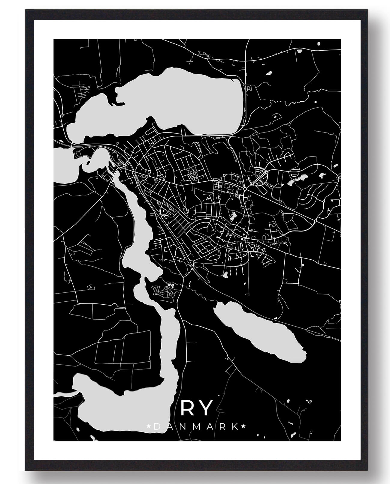 Ry By Plakat - Sort Kunst til Dit Hjem