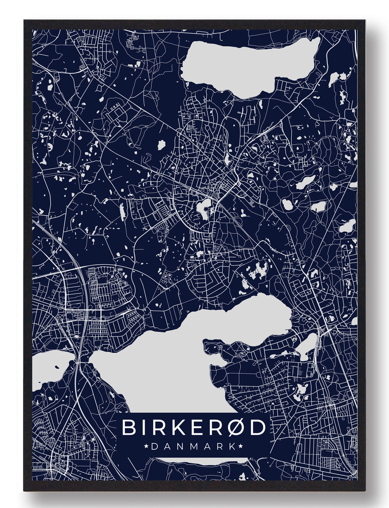 Birkerød Plakat i Mørkeblå – Ideel til Stuen!