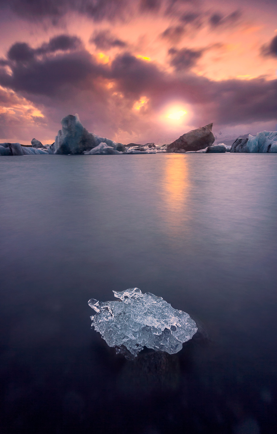 Glacier Lagoon Kunstværk – Unikt Design til Dit Hjem
