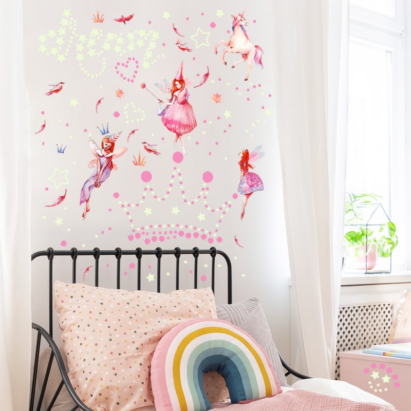 Selvlysende Wallsticker med Enhjørninger og Feer - Magi!