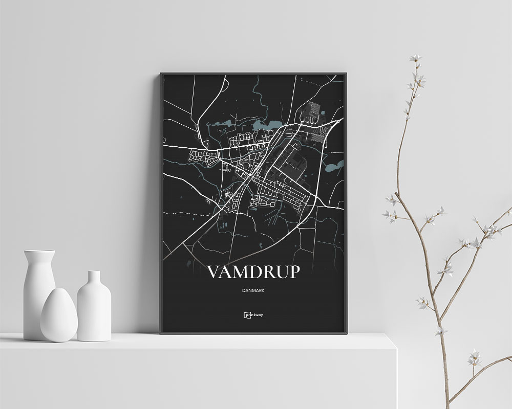 Vamdrup Bykort Plakat – Elegant Sort Design til Indretning