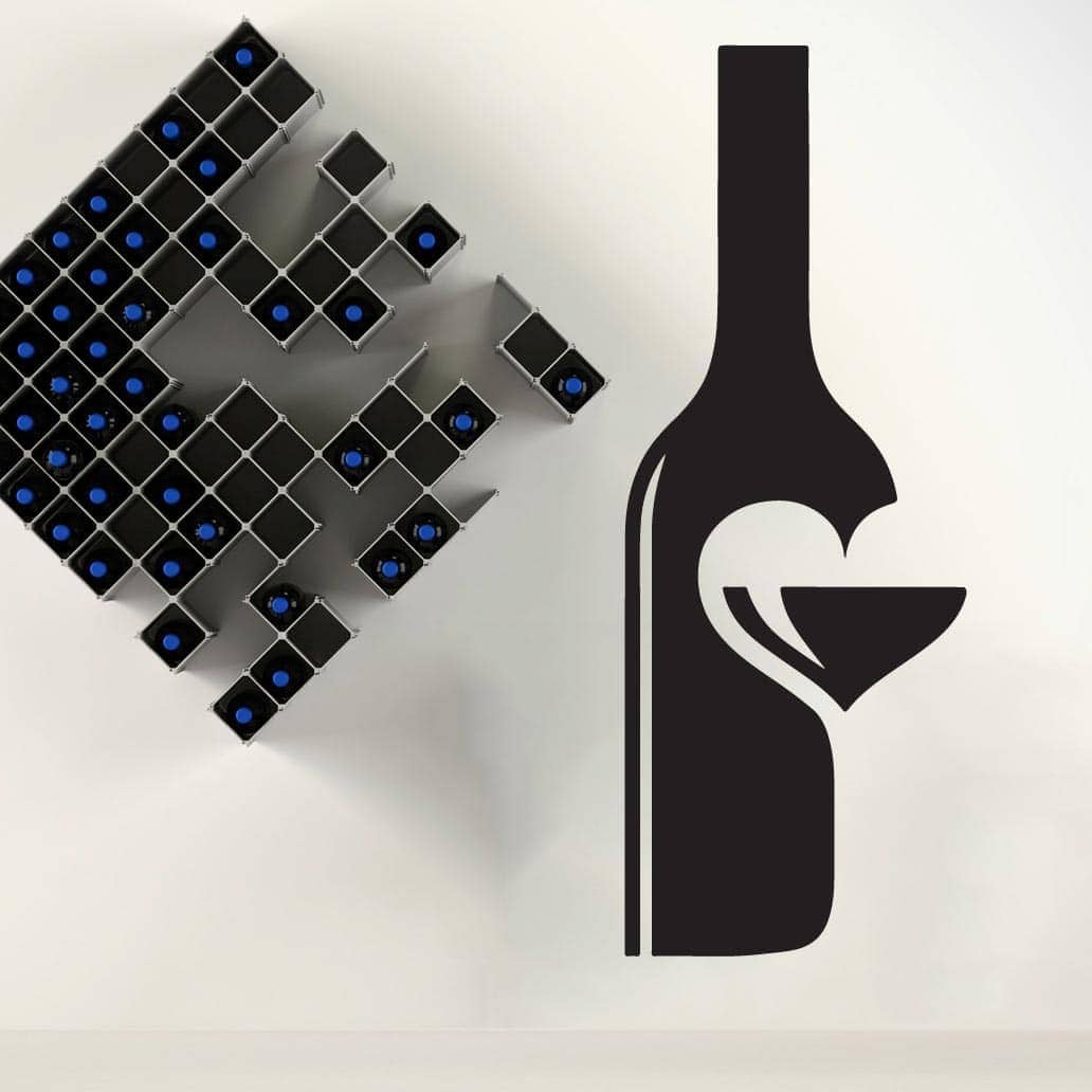 Elegant Vægklistermærke med Vinflaske og Hjerte